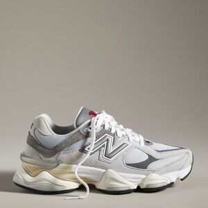 New Balance 9060 Sneakers - Grey, Like New, Size 9.5 woman’s